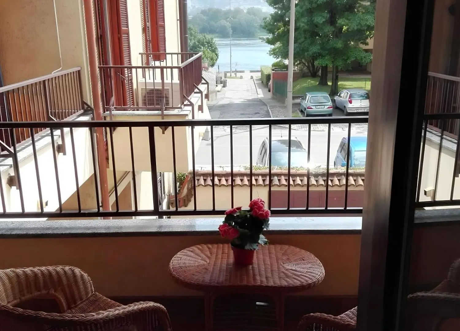 La Terrazza Di Basilio - Vista Lago Olginate 0*,  Italie